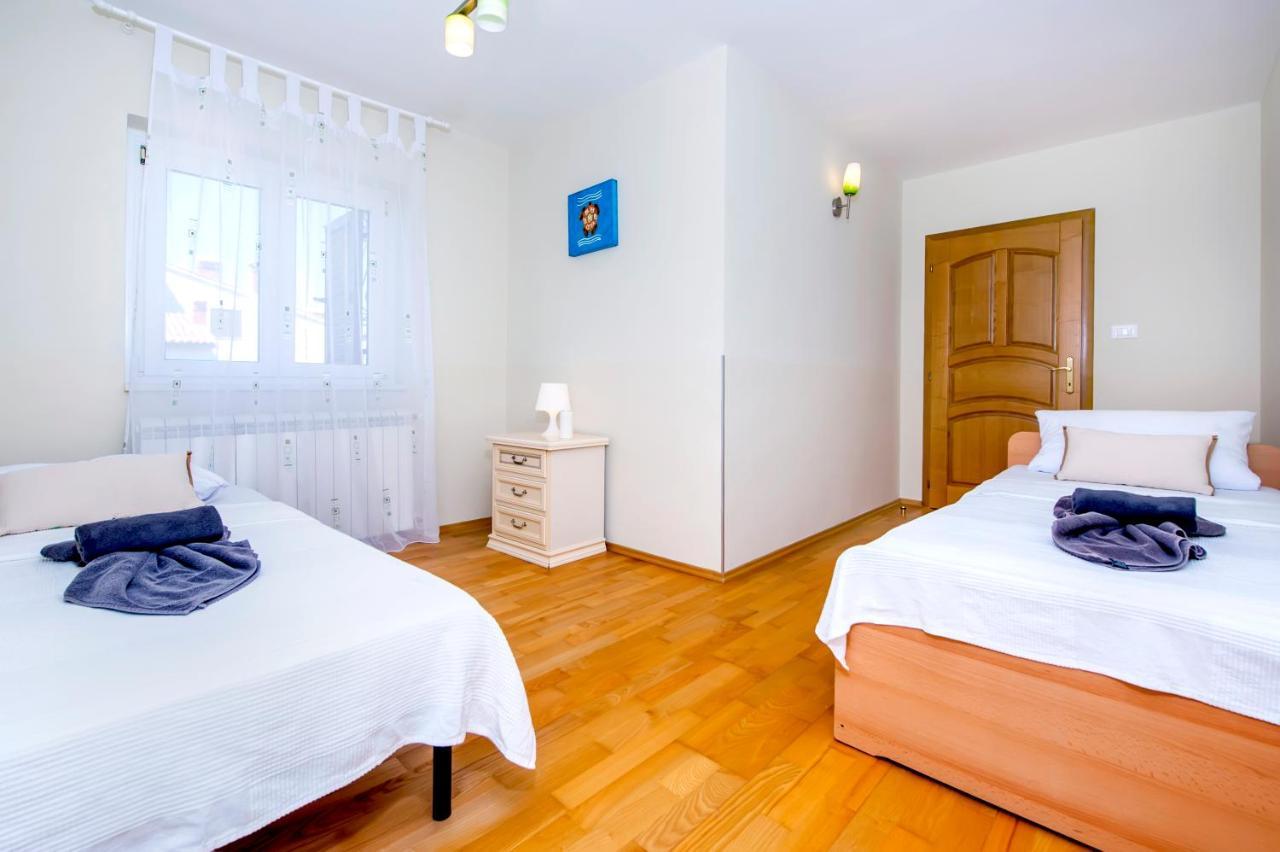 Villa Francesco Rovinj Exteriör bild