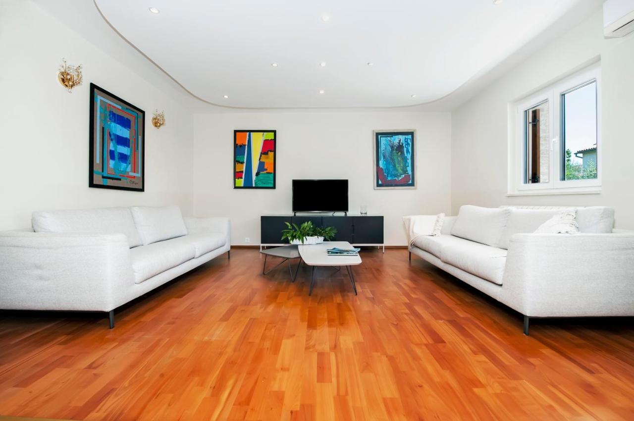 Villa Francesco Rovinj Exteriör bild